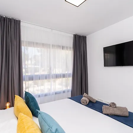 One80 Residences New Modern With Amazing Sea View To Gibraltar & Africa Estepona