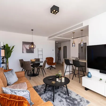 One80 Residences New Modern With Amazing Sea View To Gibraltar & Africa * エステポナ